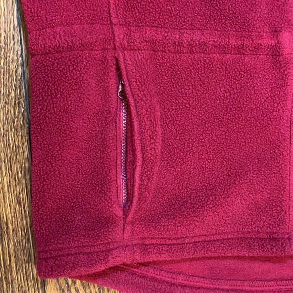 L.L. Bean Men’s XL Fleece Vest - Picture 3 of 7
